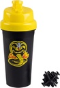 Karate Kid Cobra Kai 25oz Shaker Bottiglia w/Blender Mixer Ball - Bevande Misure, Fliptop, Leakproof Vite Lid- Blend Protein Powder, Sport Drinks, Shakes, Smoothies - Ufficialmente concesso in licenza