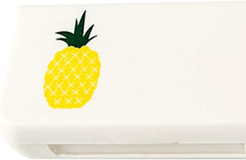 SagaSave Travel Pill Case 3 scomparti Portable Pill Case Dustproof e Moisture-Proof Daily Pill Case Small Pill Box per Vitamine, Fish Oil, Supplementi (Pineapple)