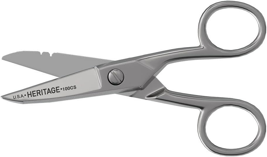 Klein Tools 100CS Forbici di precisione All-Purpose, Made in USA, 5.25-Inch Nickel-Plated Snips, Blunt Tip e Wire Stripping Notches, Multi-Purpose per uso professionale e domestico