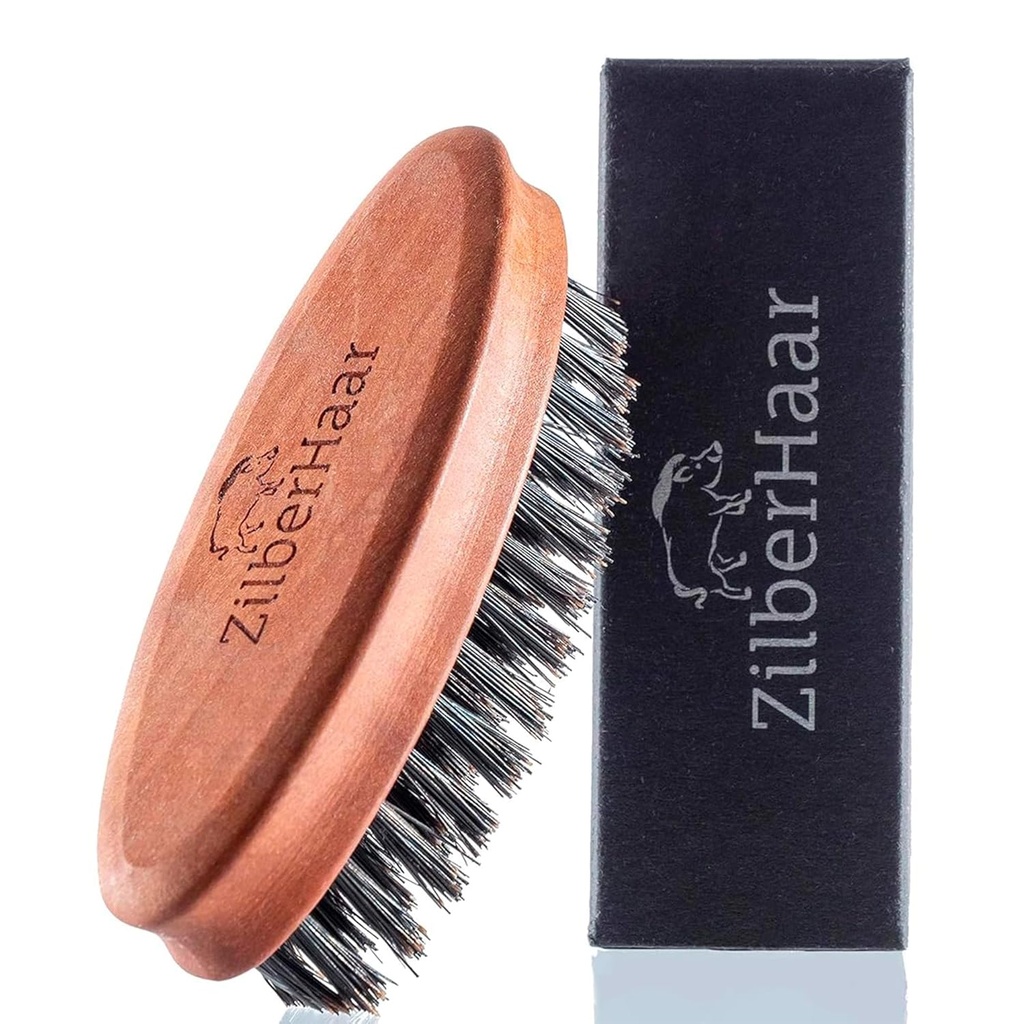 ZilberHaar Pocket Mustache e Cuscinetto Brush - Stiff Boar Bristles Piccolo Pennello - Strumento perfetto per il Grooming dei Cuscinetti - Allevia prurito della barba - Corto e medio - Made in Europe