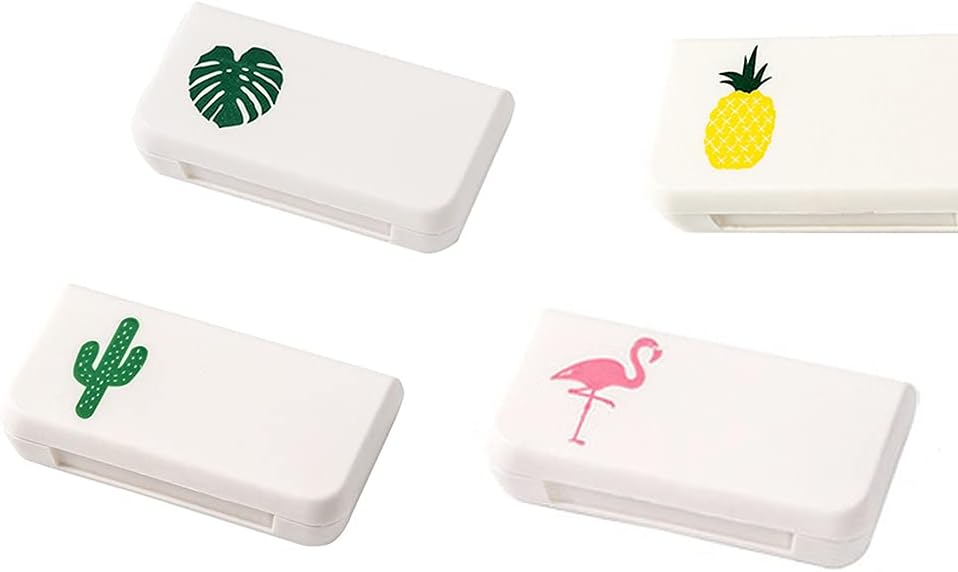 SagaSave Travel Pill Case 3 scomparti Portable Pill Case Dustproof e Moisture-Proof Daily Pill Case Small Pill Box per Vitamine, Fish Oil, Supplementi (4 stili)