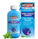 Betadine Antisettico Medicated Gargle, Povidone-Iodine 0.5%, Treat and Relieve Sore Throat Sintomi, Temporaneamente riduce Germs Normalmente trovato in The Mouth, Mint Flavor, 8 FL OZ