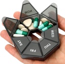 Organizzatore di pillole, scatola di pillole, piccolo caso di pillole, organizzatore di pillole di medicina 1 volta al giorno, organizzatore di pillole settimanali, contenitore di pillole, titolare di pillole, organizzatore giornaliero di pillole di viaggio 7 giorno (nero)