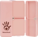 NatureTouch Pill Organizer, 7 scomparti Pill Case, Portatile Pill Box per Donne e Uomini, Dispenser portatile pieghevole Pill con doppio coperchio per Pills/Vitamin/Fish Oil/Supplements - Pink Box